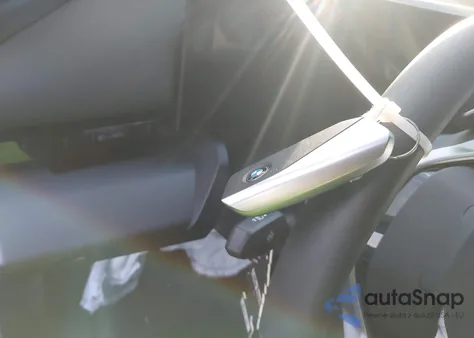 2024 BMW 530I xDrive z USA, uszkodzony, nr VIN WBA53FJ07RCS70432